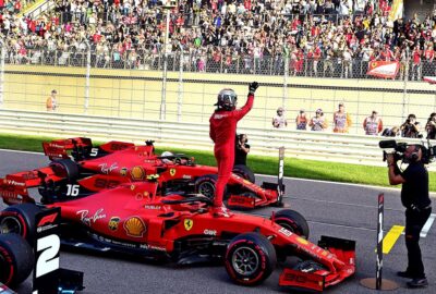 夏尔·勒克莱尔在2019年俄罗斯大奖赛连续第四次取得杆位后向观众挥手