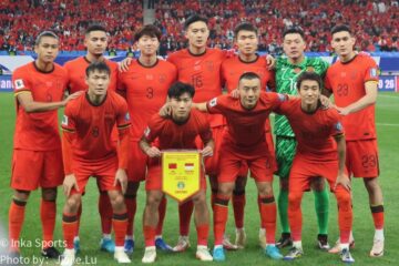 中国队首发11人赛前合影