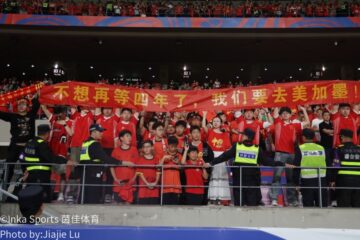 中国队球员防守