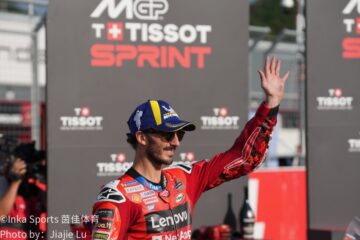 TISSOT冲刺赛赞助商广告牌