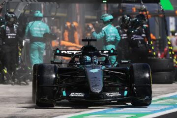 梅赛德斯W17赛车在马德里赛道参加2026年西班牙大奖赛