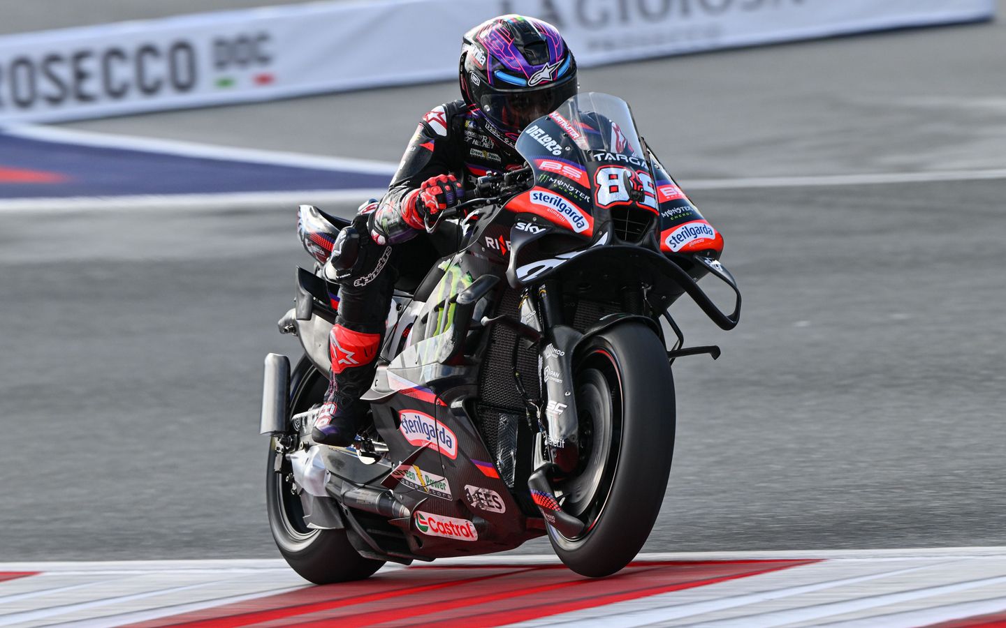 豪尔赫·马丁在2026年MotoGP奥地利大奖赛周六驾驶阿普利亚赛车（资料图）