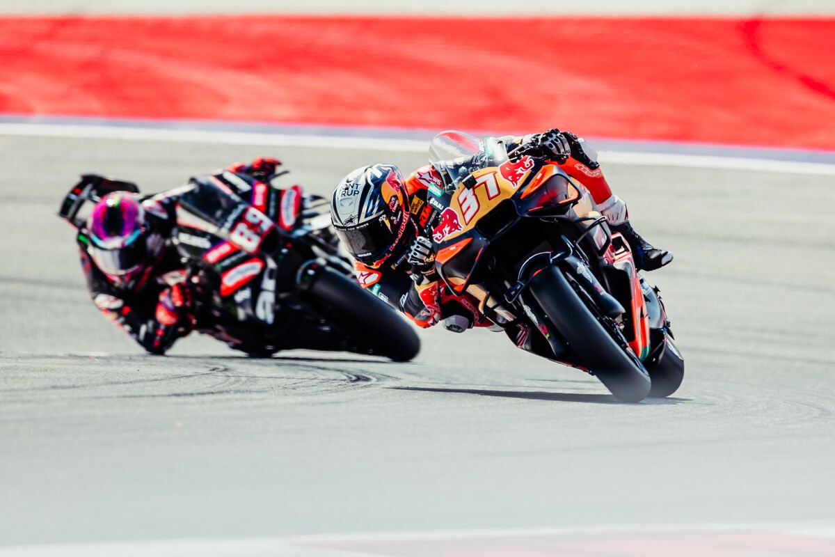 佩德罗·阿科斯塔驾驶37号红牛KTM厂队赛车参加2026年MotoGP奥地利大奖赛