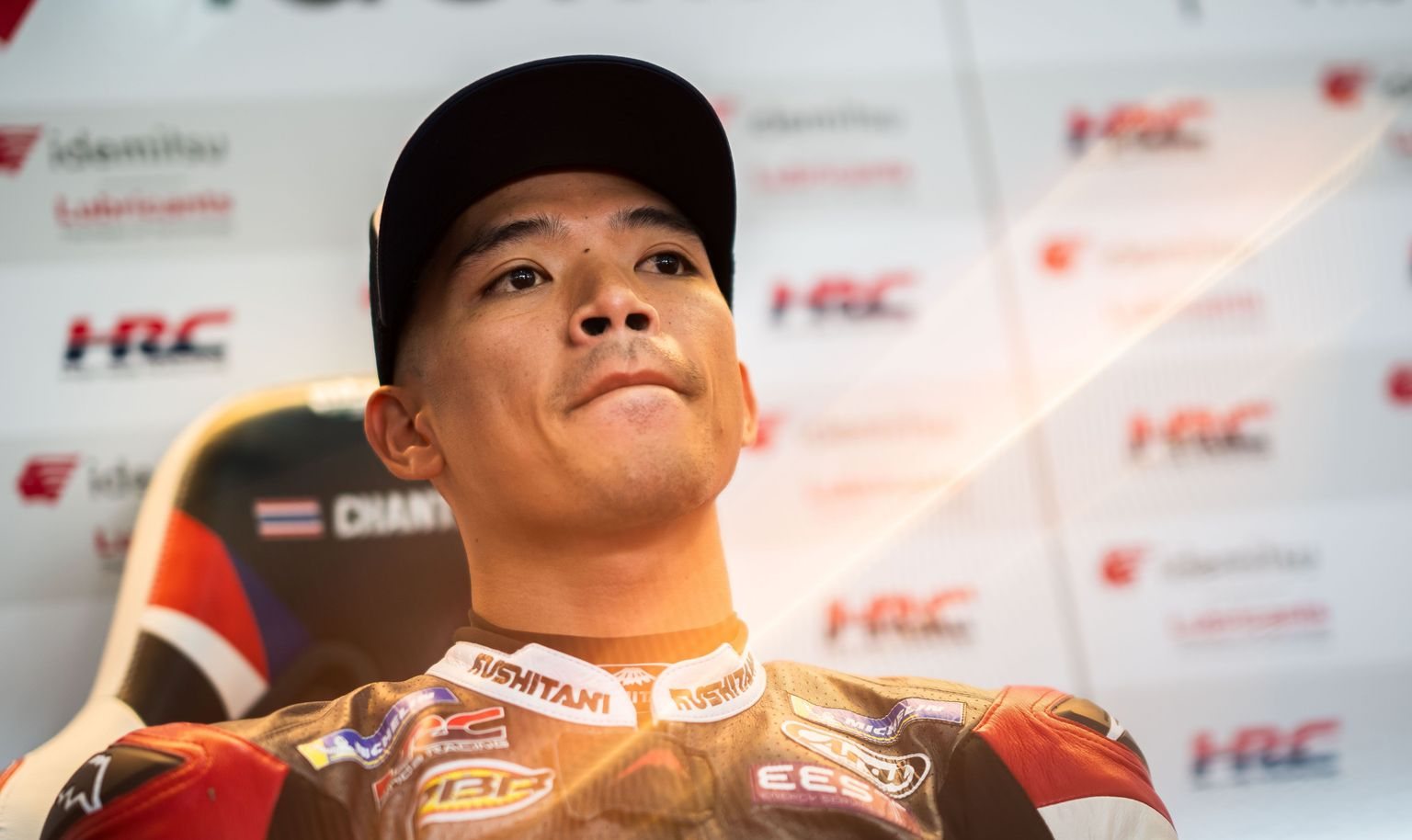 泰国车手颂基亚特·占叻在2025年MotoGP比赛周末接受采访