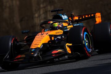 奥斯卡·皮亚斯特里驾驶迈凯伦MCL40参加2026年阿塞拜疆大奖赛的资料图