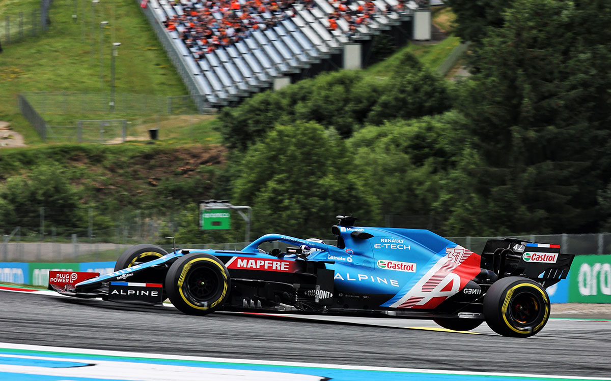 2021年F1奥地利大奖赛一练,驾驶阿尔派A521的周冠宇