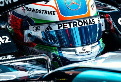2026年F1奥地利大奖赛二练，安东内利在车库中等待出场指令