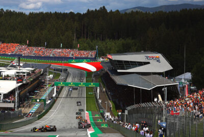 2022年F1奥地利大奖赛冲刺赛，红牛环赛道大直道