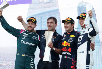 2021年F1阿塞拜疆大奖赛正赛，登上领奖台的维特尔（阿斯顿·马丁）、佩雷兹（红牛）与加斯利（红牛二队）