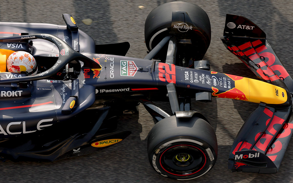 2025年F1巴林大奖赛三练，角田裕毅驾驶22号红牛RB21