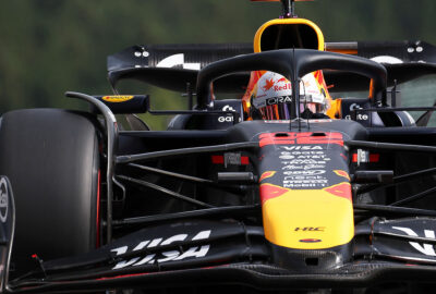 2025年F1比利时大奖赛排位赛，角田裕毅驾驶红牛RB21在斯帕赛道行驶