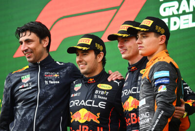 2022年F1艾米利亚罗马涅大奖赛正赛，登上颁奖台的维斯塔潘与佩雷兹（红牛）及诺里斯（迈凯伦）