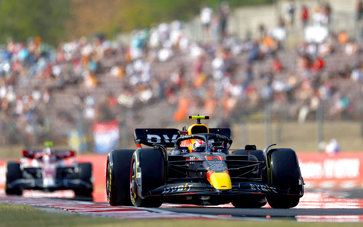 2022年F1匈牙利大奖赛二练,佩雷兹在亨格罗林赛道行驶