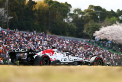 2025年F1日本大奖赛排位赛，维斯塔潘驾驶红牛RB21挑战铃鹿排位