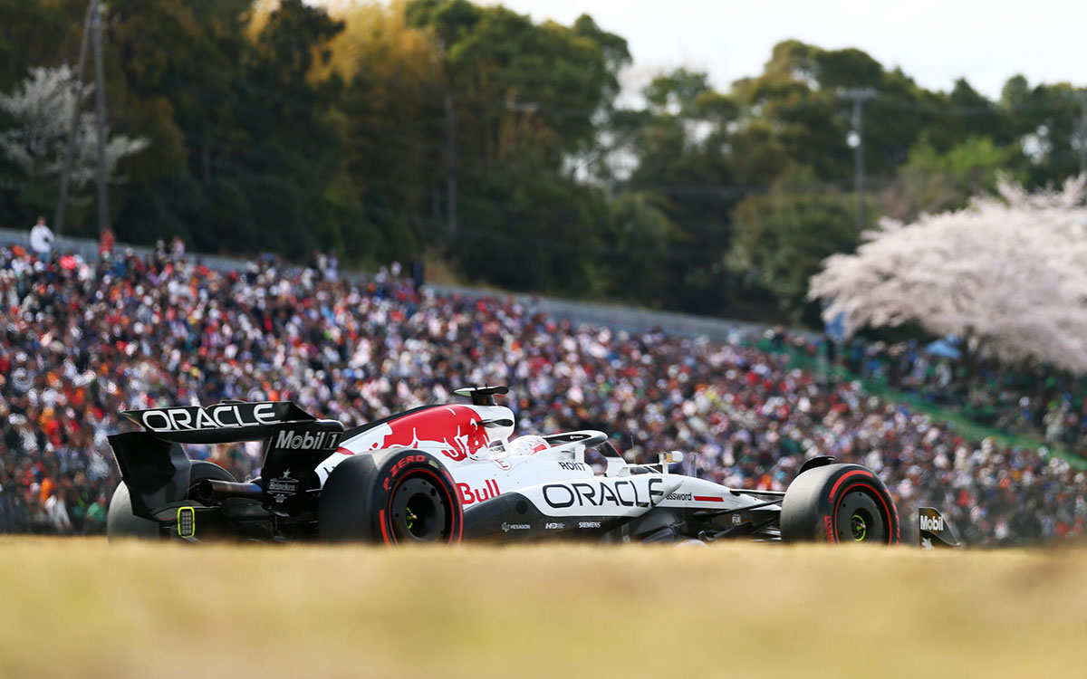 2025年F1日本大奖赛排位赛，维斯塔潘驾驶红牛RB21挑战铃鹿排位