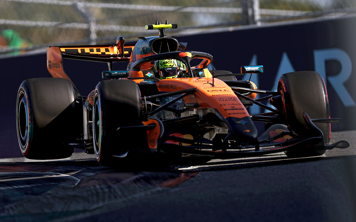 2026年F1迈阿密大奖赛冲刺排位，诺里斯驾驶迈凯伦攻弯