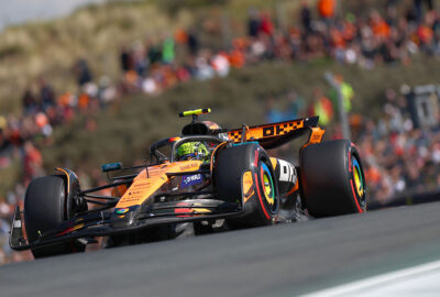 2025年F1荷兰大奖赛三练，诺里斯驾驶迈凯伦在赞德福特赛道行驶