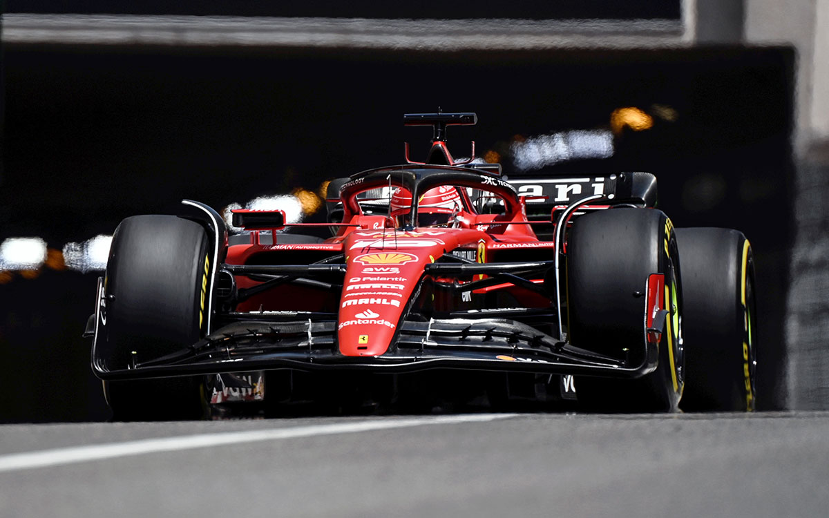 2023年F1摩纳哥大奖赛二练，勒克莱尔驾驶法拉利SF-23穿过蒙特卡洛隧道