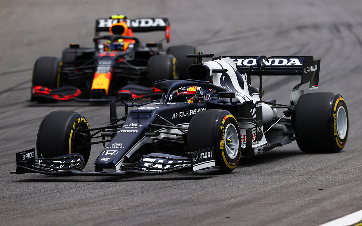 2021年F1圣保罗大奖赛一练,驾驶红牛二队AT02的角田裕毅