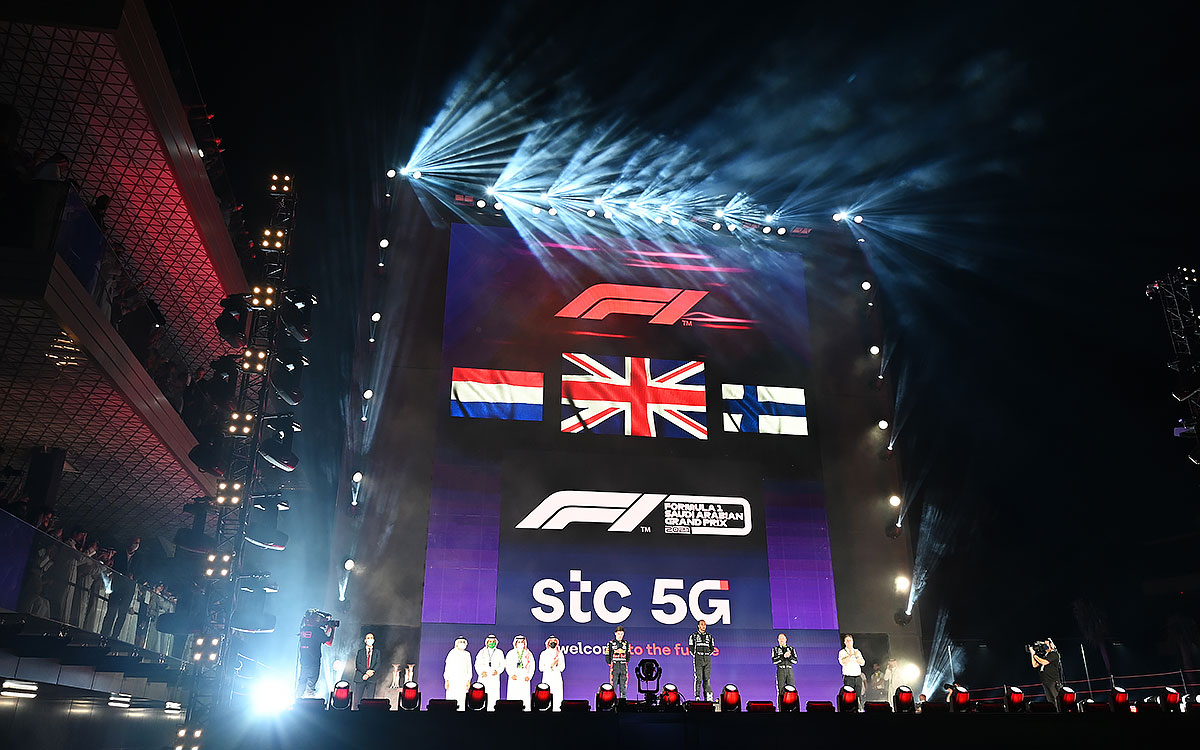 2021年F1沙特阿拉伯大奖赛正赛，赛后颁奖仪式的景象