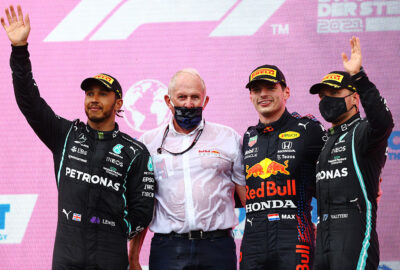 2021年F1施蒂利亚大奖赛正赛，登上领奖台的维斯塔潘与赫尔穆特·马尔科、汉密尔顿与博塔斯