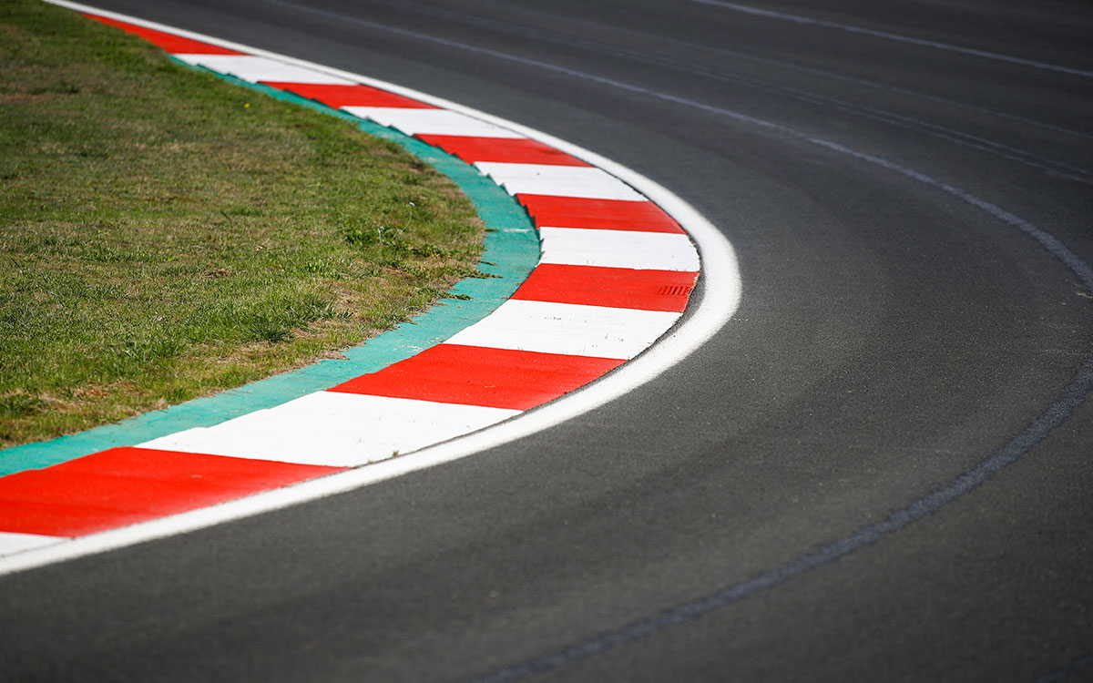 2021年F1土耳其大奖赛,伊斯坦布尔公园赛道路面
