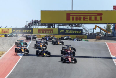 2024年F1美国大奖赛正赛，勒克莱尔在一号弯夺取领跑位置