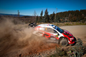 智利站周六，帕亚里驾驶丰田GR Yaris Rally1赛车在砾石赛道作战