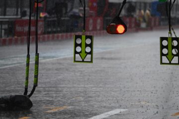 10月4日雪邦发车前维修区降雨