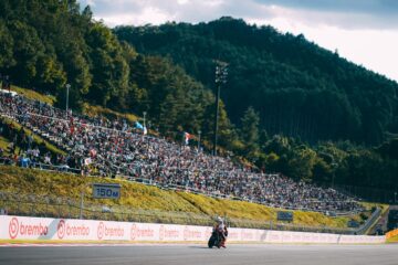10月4日，日本茂木赛道的MotoGP正赛现场。