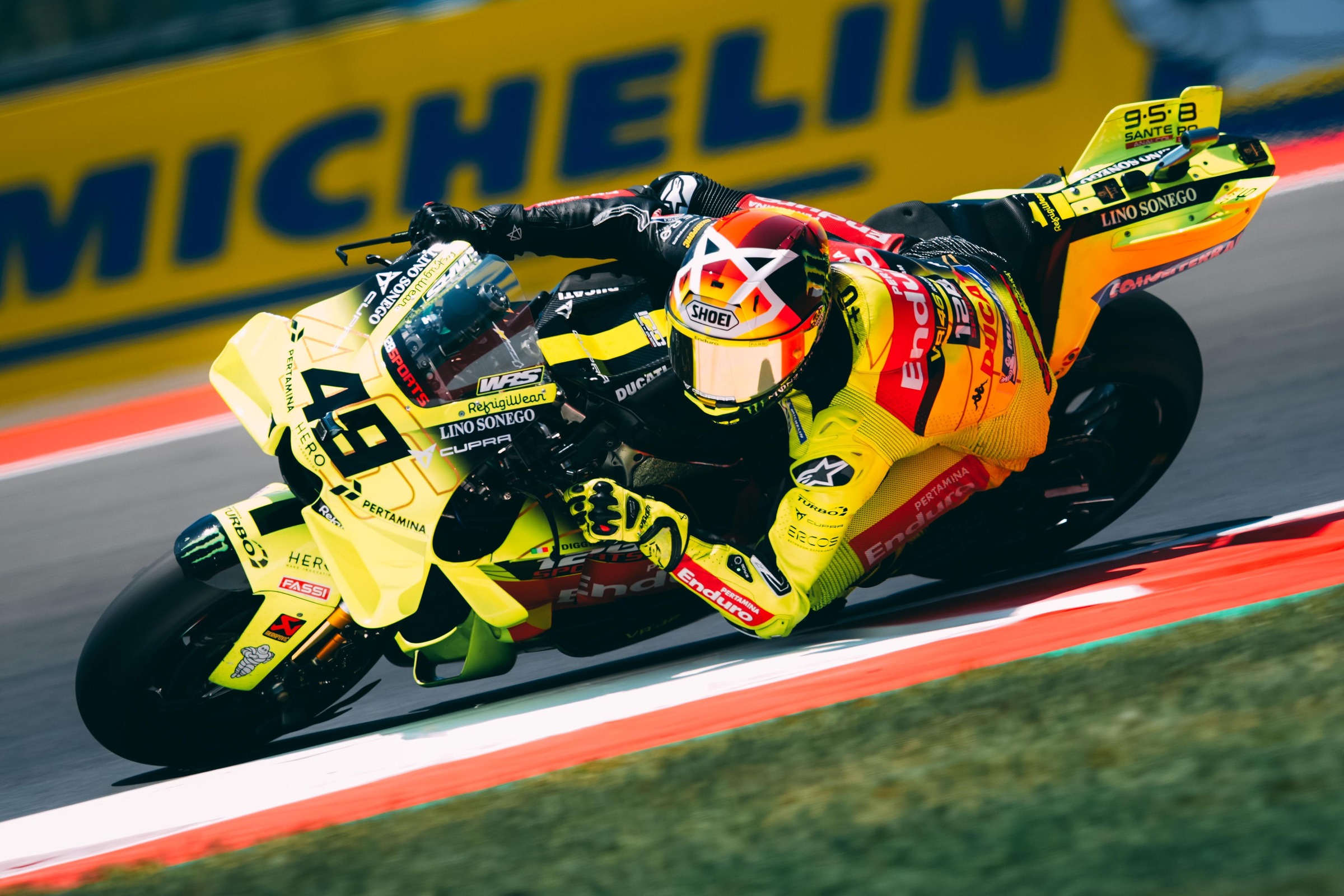 2026年10月10日MotoGP印尼站排位赛，法比奥·迪詹南托尼奥驾驶49号VR46杜卡迪赛车。