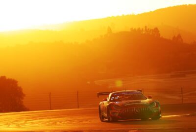 2026年10月16日GT世界挑战赛欧洲耐力杯波尔蒂芒站，3号梅赛德斯-AMG GT3 EVO在夕阳中行驶