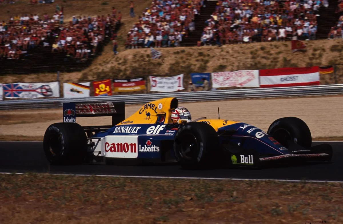 Mansell driving the Williams FW14B at the 1992 Hungarian Grand Prix.