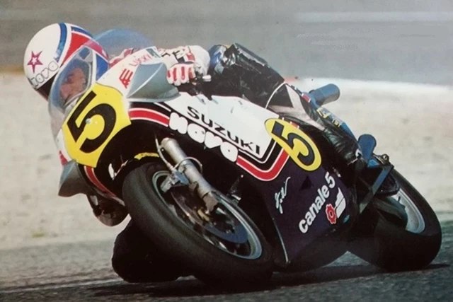 スズキRG500に乗るマルコ・ルッキネリ。スズキの1981年タイトル獲得を振り返る記録写真で、具体的な大会は不明