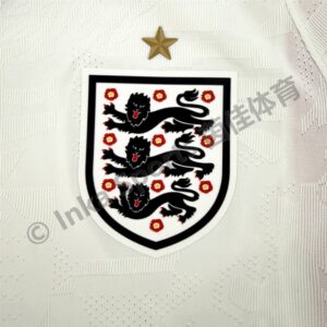 2026英格兰主场球员版球衣 商品细节图
