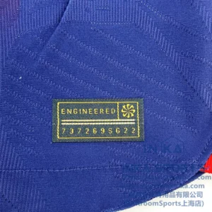 Nike 2023-24巴黎圣日耳曼主场球员版球衣 DX2620-411 — 商品实拍4