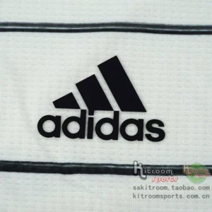 adidas 2020德国主场球员版球衣 EH6104 — 商品实拍4