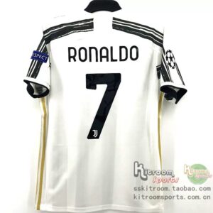 adidas 2020-21尤文图斯主场球迷版球衣 EI9894 — 商品实拍