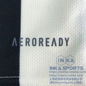 adidas 2021-22尤文图斯主场球迷版球衣 GS1442 — 商品实拍5