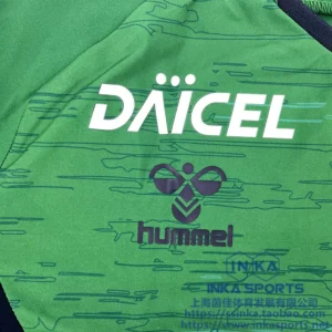 hummel 2025大阪钢巴绿色风雨衣训练服 HAW4224GO — 商品实拍3