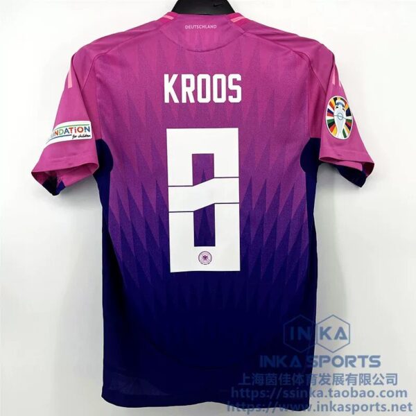 adidas 2024德国客场球员版球衣 IP8166 — 商品实拍1