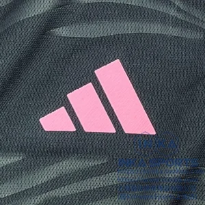 adidas 2024迈阿密国际客场球员版球衣 IS4874 — 商品实拍