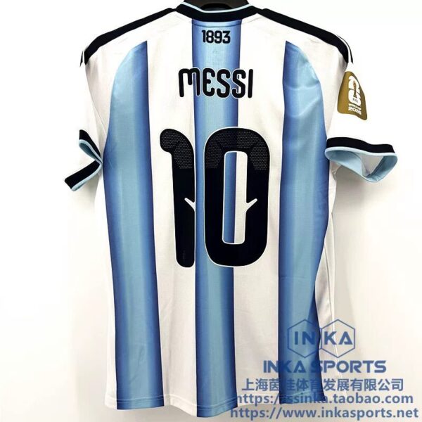 adidas 2026阿根廷主场短袖球迷版球衣 JM8396 — 商品实拍1