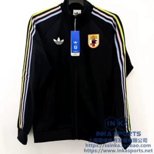 adidas 2026日本国家队复古外套 KA1519 — 商品实拍1